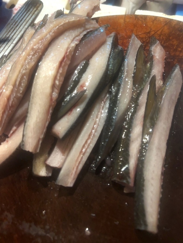 鮮嫩帶刺虱目魚魚鰭